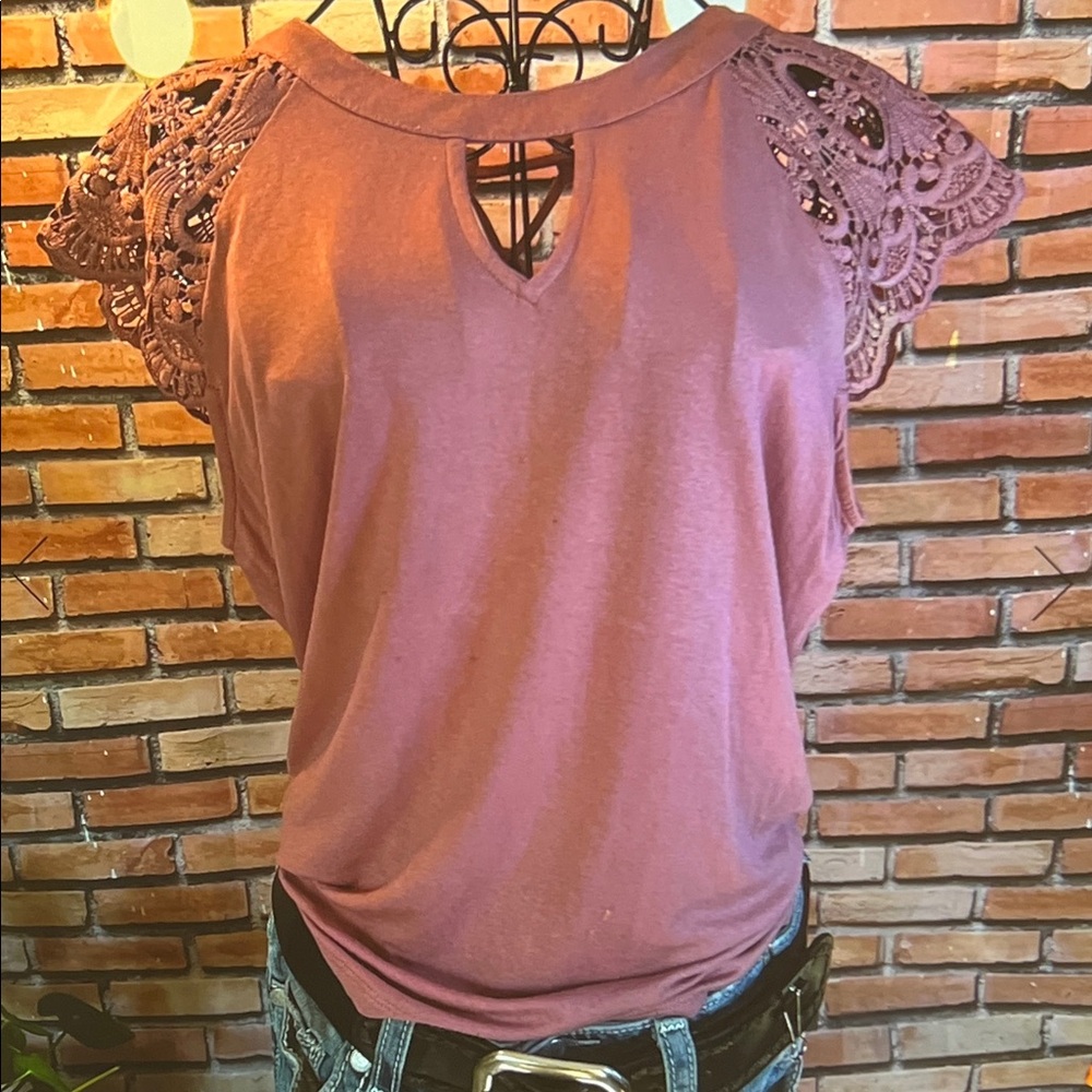 Lace Sleeve Keyhole Women's Blouse - Mauve